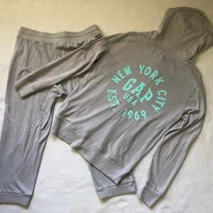 GAP capri and hoodie set